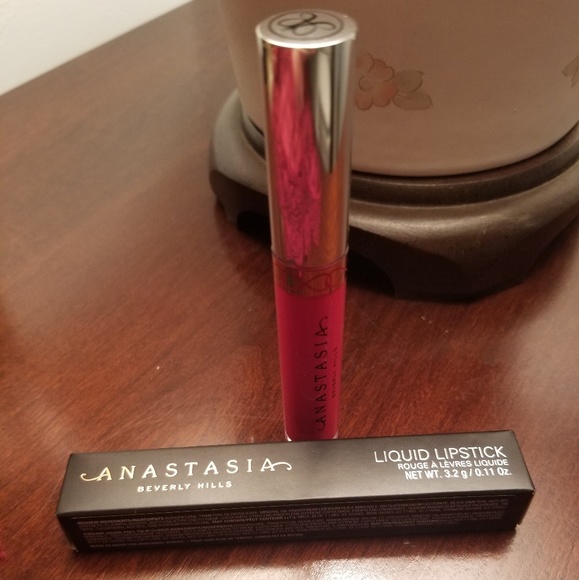 Anastasia Beverly  hills Liquid lipstick - Picture 2 of 6